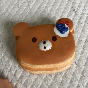 Put emerge jumbo animal pancake